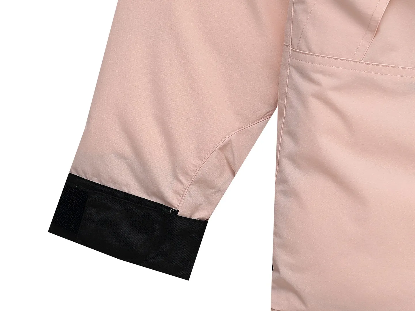 ：White Pink Black Green . sizi： 𝗧𝗵𝗲 𝗡𝗼𝗿𝘁𝗵 𝗙𝗮𝗰 1990 Same Style 1996 ： 1、 ISO 90（ISO 4） ！ 2、 ： 2L Gore-tex ， ， ， ， Breathable 。 3、 ： ， ， 。 。 4、 ： ZP。 ， ， 5、 ： YKK ， 10 ， 。 ， 6、 ， zp ， ！ GT 。 1996